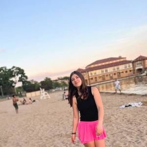 Meet your Posher, Mariana